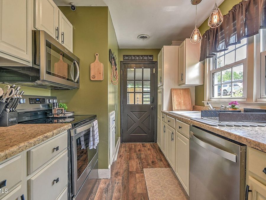 Property Image 5