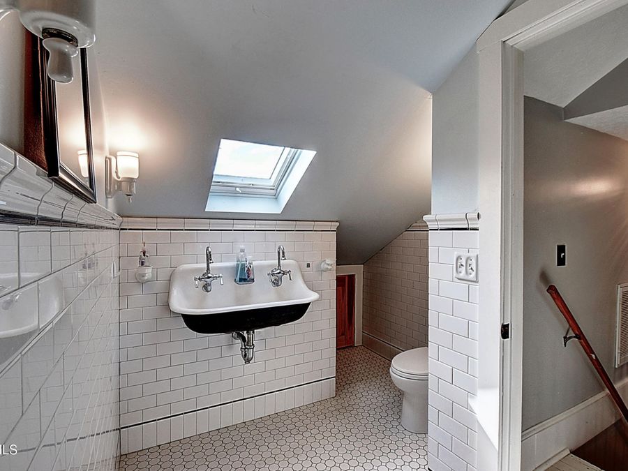 Property Image 43