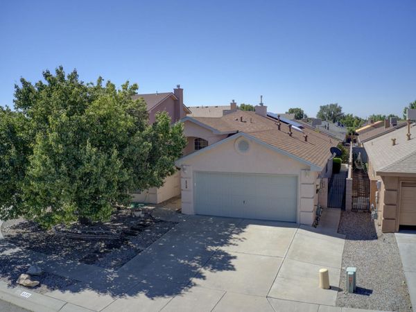 6308 Keswick Place NW, Albuquerque, NM 87120