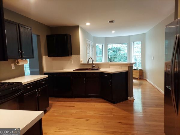 2737 Crestworth Lane, Buford, GA 30519