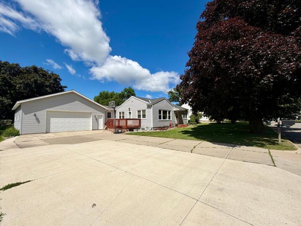 404 2nd Street S, Grove City, MN 56243