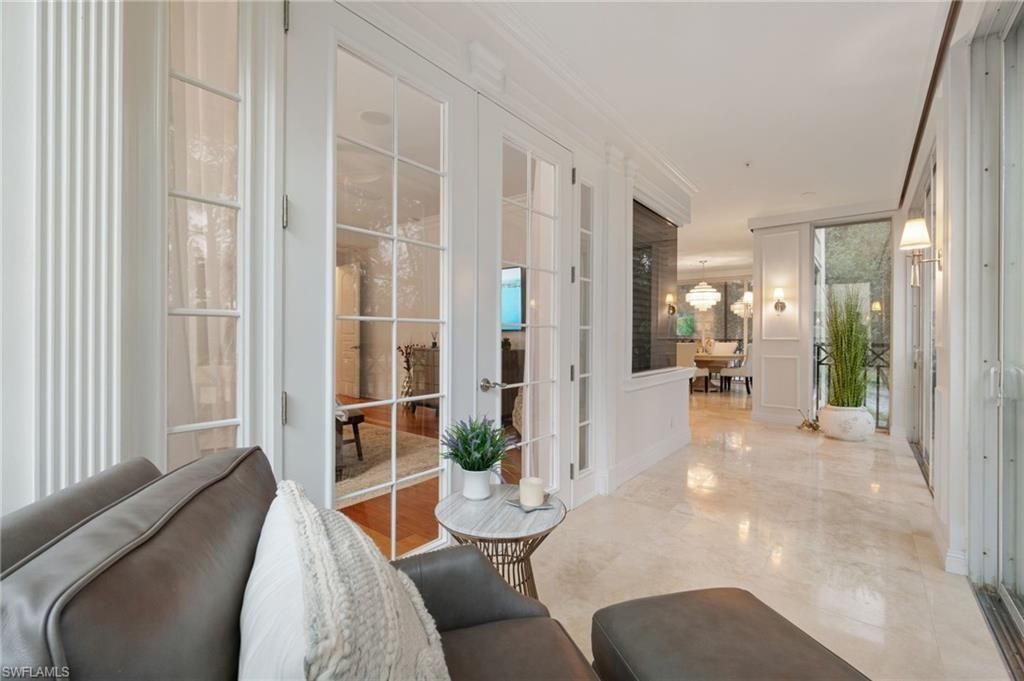 2650 Bolero Dr, Unit 7-2, Naples, FL 34109 Photo