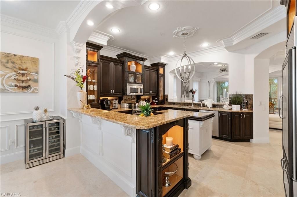 2650 Bolero Dr, Unit 7-2, Naples, FL 34109 Photo