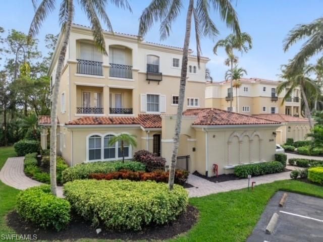 2650 Bolero Dr, Unit 7-2, Naples, FL 34109 Photo