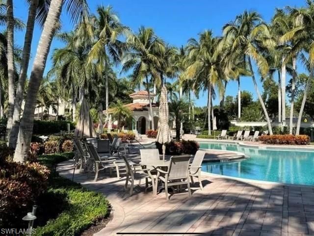 2650 Bolero Dr, Unit 7-2, Naples, FL 34109 Photo