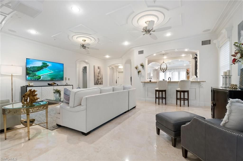 2650 Bolero Dr, Unit 7-2, Naples, FL 34109 Photo