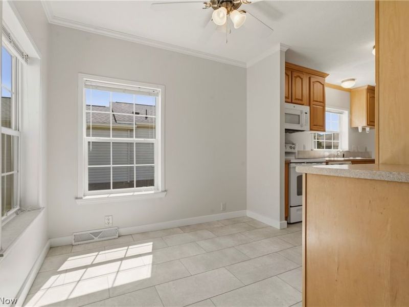 313 Gemini Drive, Dover, OH 44622 Photo 16