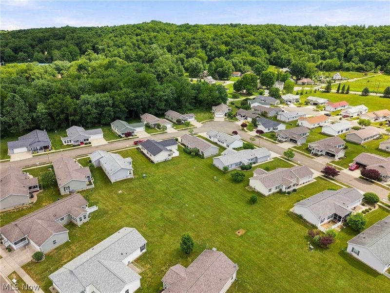 313 Gemini Drive, Dover, OH 44622 Photo 33