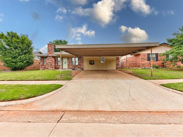 1108 S Highland Drive, Mustang, OK 73064