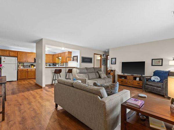 9342 W Loomis Rd, Unit 8, Franklin, WI 53132