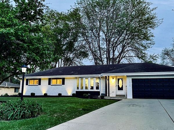 12905 Wembley Rd, Brookfield, WI 53005