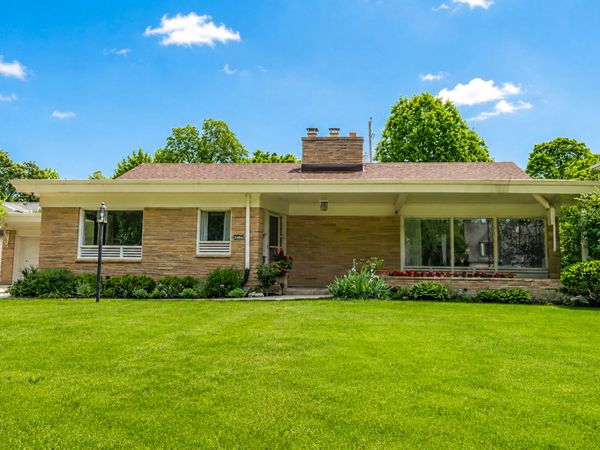 2518 N Harding Blvd, Wauwatosa, WI 53226