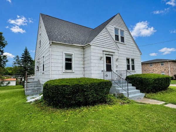 536 W Racine St, Jefferson, WI 53549