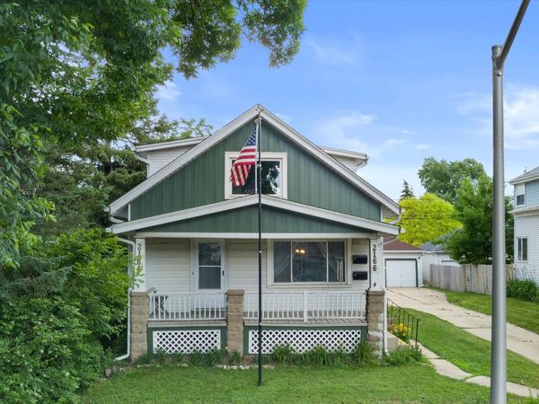 2164 S 95th St, Unit 2166, West Allis, WI 53227