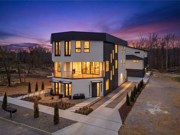 1128 Fillmore Street, Bentonville, AR 72712