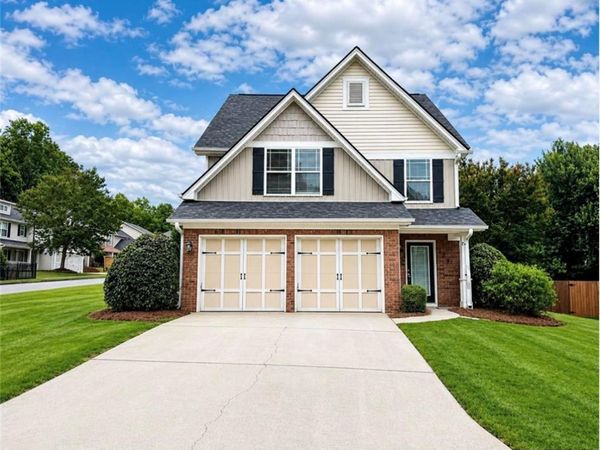 137 Darby Run Drive , Hiram, GA 30141