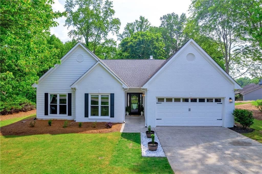 1525 Keystone Drive , Suwanee, GA 30024 Main Photo