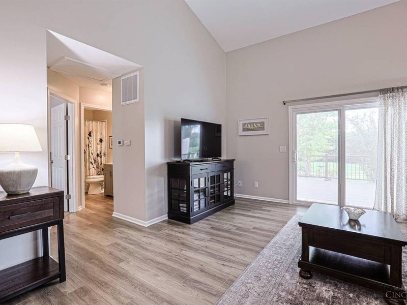 5270 Bay Pointe Drive, Mason, OH 45040 Photo 8