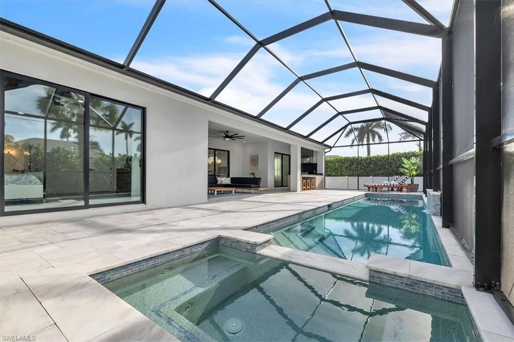 1187 22nd Ave N, Naples, FL 34103 Photo