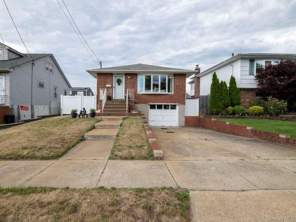3601 Wadena Street , Seaford, NY 11783