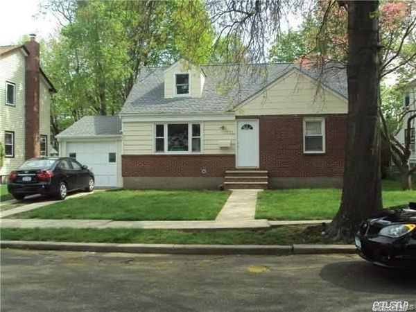 1034 Tulsa Street , Uniondale, NY 11553