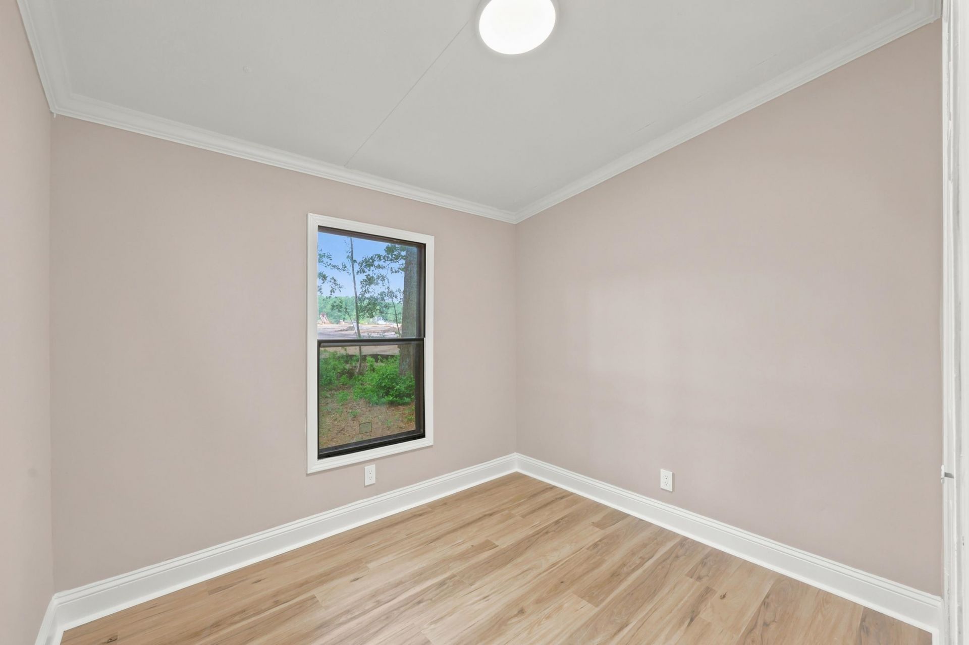 1922 N Twisted Oak Dr. Photo 29