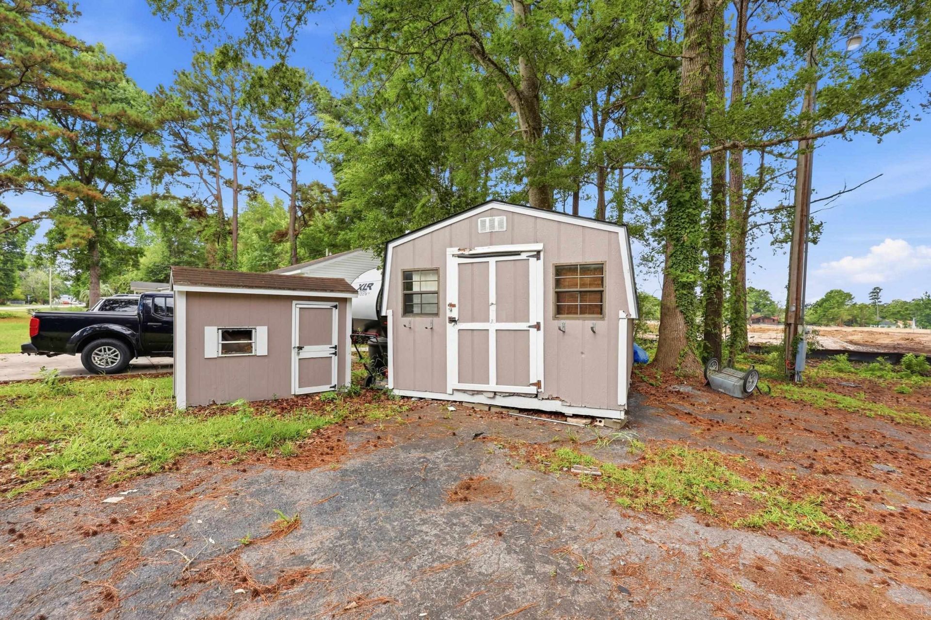 1922 N Twisted Oak Dr. Photo 40
