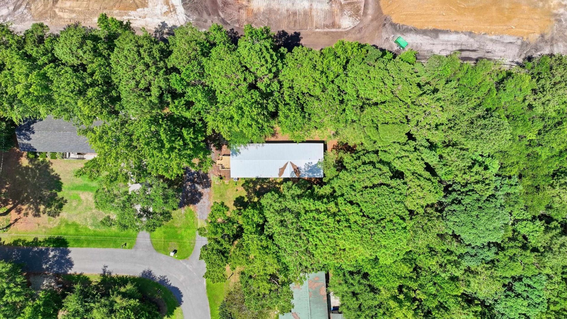 1922 N Twisted Oak Dr. Photo 44