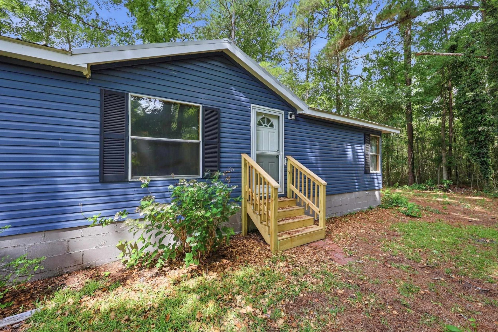 1922 N Twisted Oak Dr. Photo 6