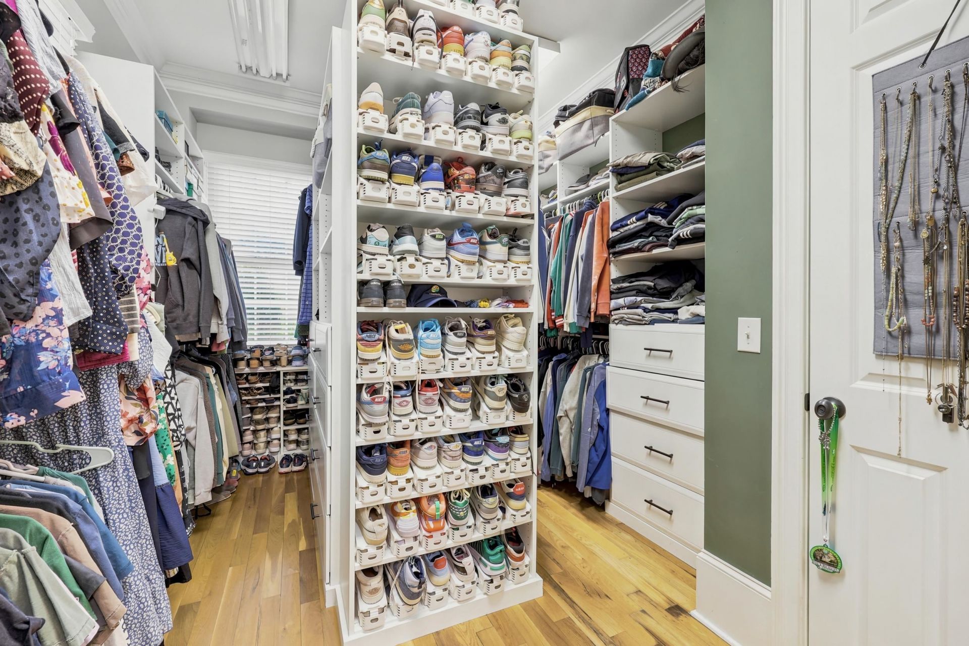 98 Hunters Oak Ct.  Photo 18
