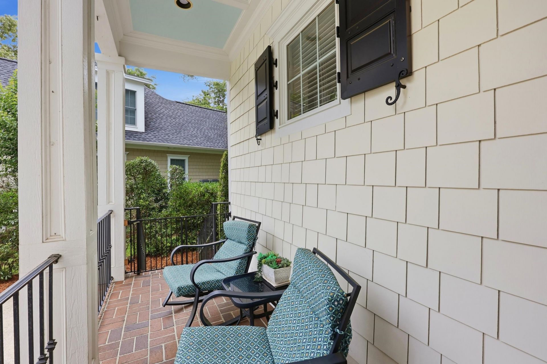 98 Hunters Oak Ct.  Photo 4