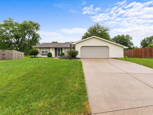 3914 Thornbury Place, Fort Wayne, IN 46804