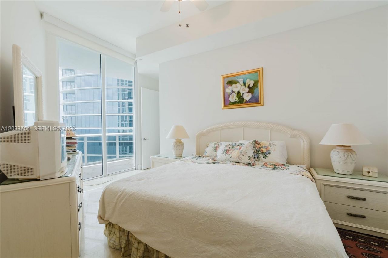 15811 Collins Ave , Unit 3607, Sunny Isles Beach, FL 33160 Photo