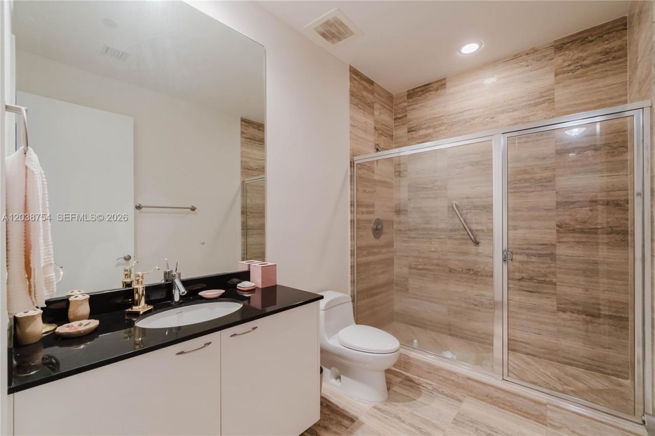 15811 Collins Ave , Unit 3607, Sunny Isles Beach, FL 33160 Photo