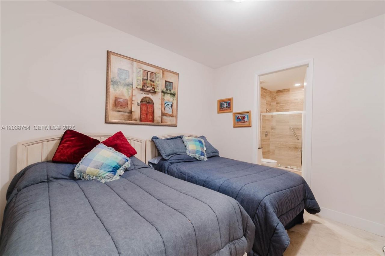 15811 Collins Ave , Unit 3607, Sunny Isles Beach, FL 33160 Photo