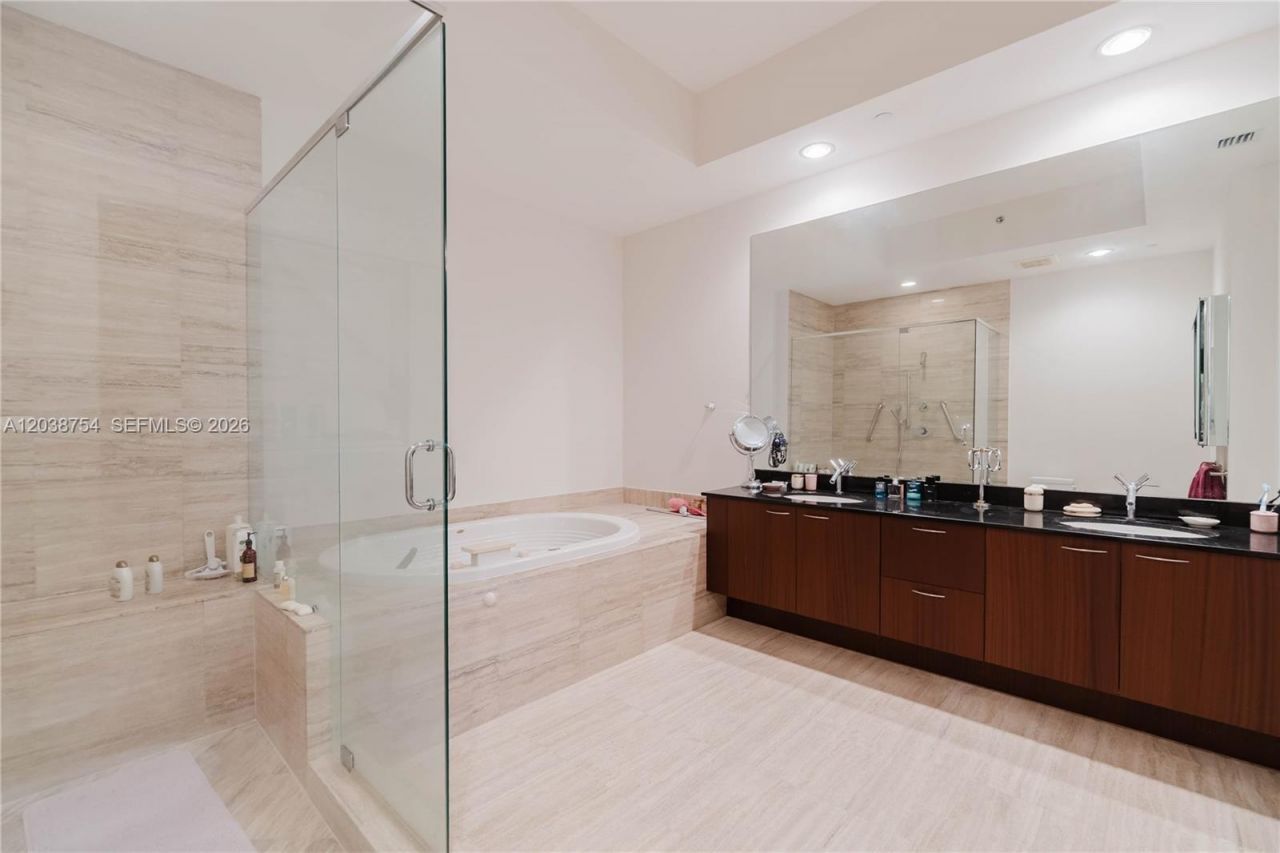 15811 Collins Ave , Unit 3607, Sunny Isles Beach, FL 33160 Photo