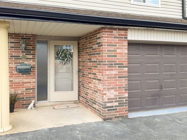 2051 Presidential Parkway , Twinsburg, OH 44087