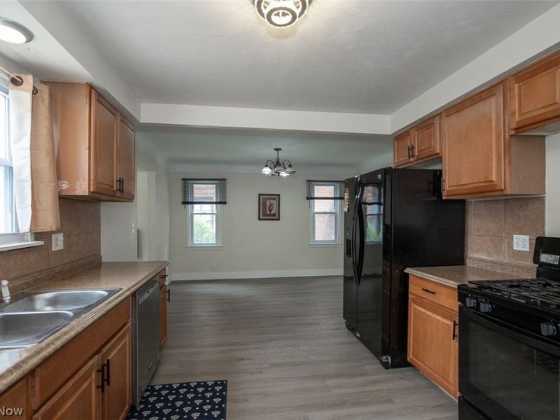 2374 Traymore Road, University Heights, OH 44118 Photo 18