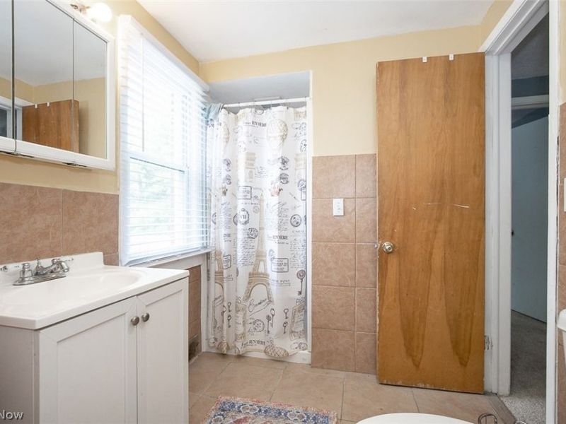 2374 Traymore Road, University Heights, OH 44118 Photo 31