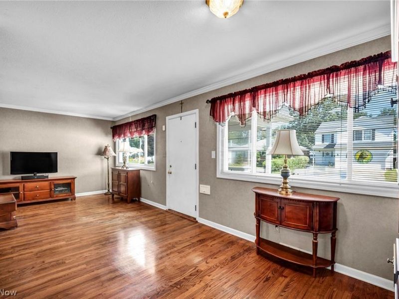 30892 Harrison Road, Wickliffe, OH 44092 Photo 11