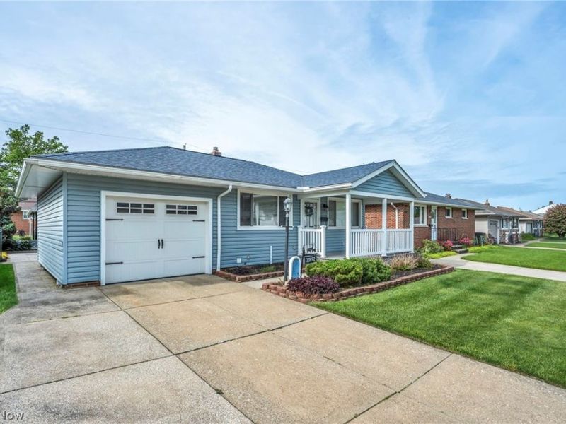 30892 Harrison Road, Wickliffe, OH 44092 Photo 3