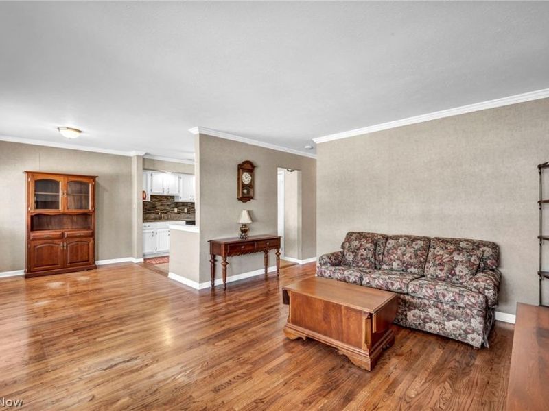 30892 Harrison Road, Wickliffe, OH 44092 Photo 8