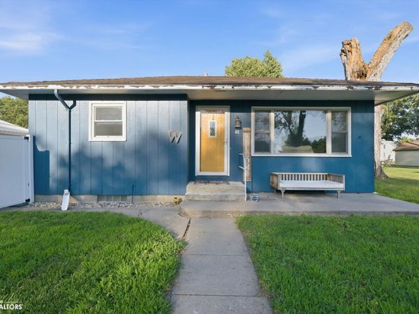 48 Park Street, Griswold, IA 51535