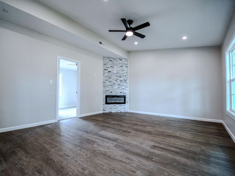 805 Brookfield Drive, New Carlisle, OH 45344 Photo 7