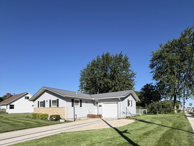 1009 Linden Avenue, Saint Marys, OH 45885 Photo 2