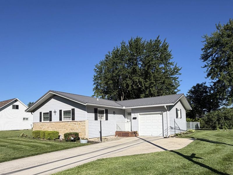 1009 Linden Avenue, Saint Marys, OH 45885 Photo 3