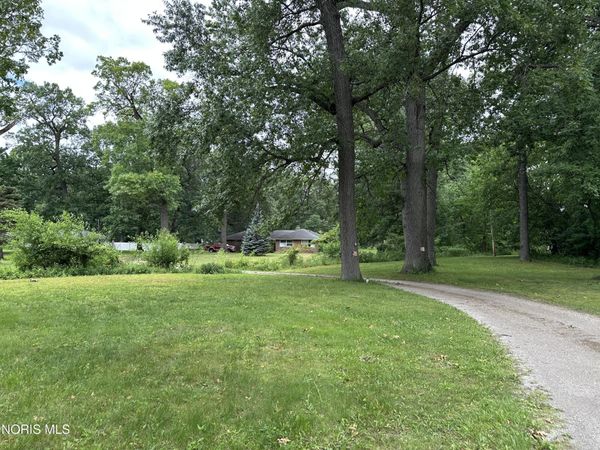 4925 Secor Road, Toledo, OH 43623