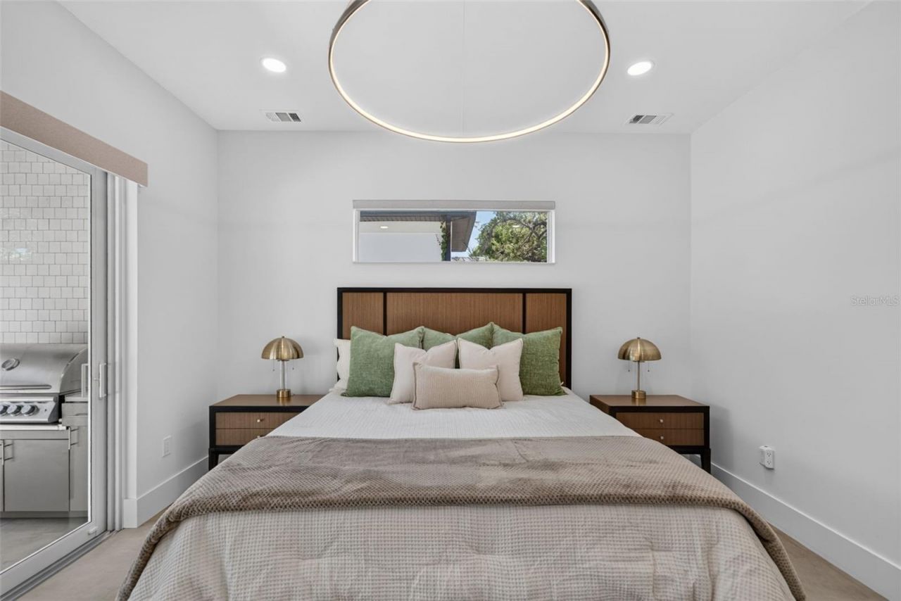 2430 Floyd Street, Sarasota, FL 34239 Photo