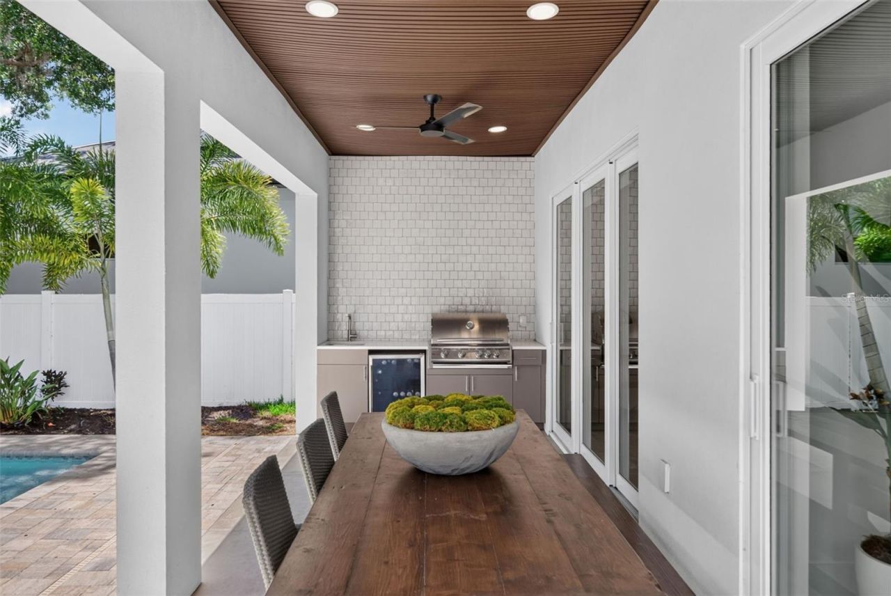2430 Floyd Street, Sarasota, FL 34239 Photo