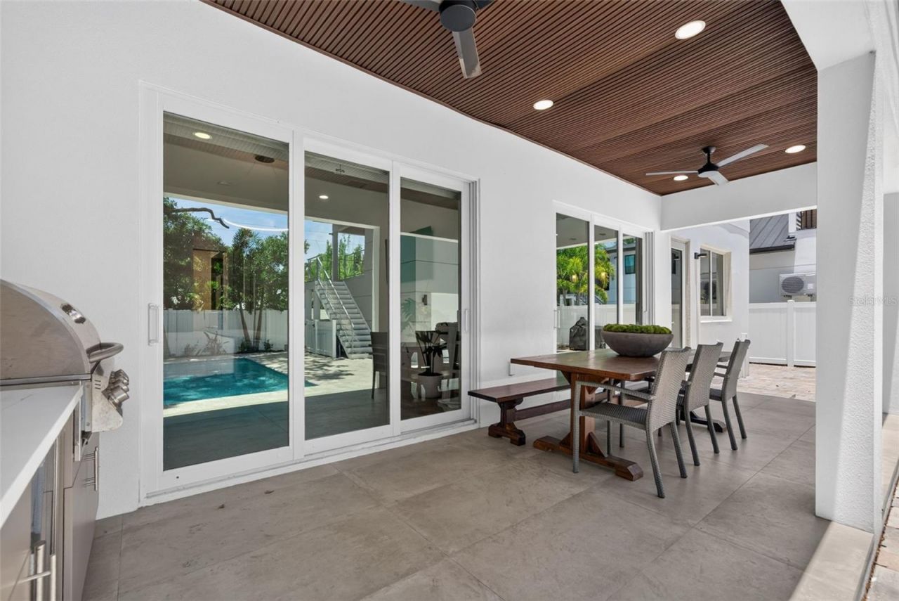 2430 Floyd Street, Sarasota, FL 34239 Photo